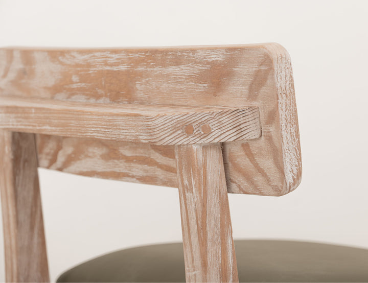 Balam - 24" Upholstered Barstool (Set of 2) - Light Brown