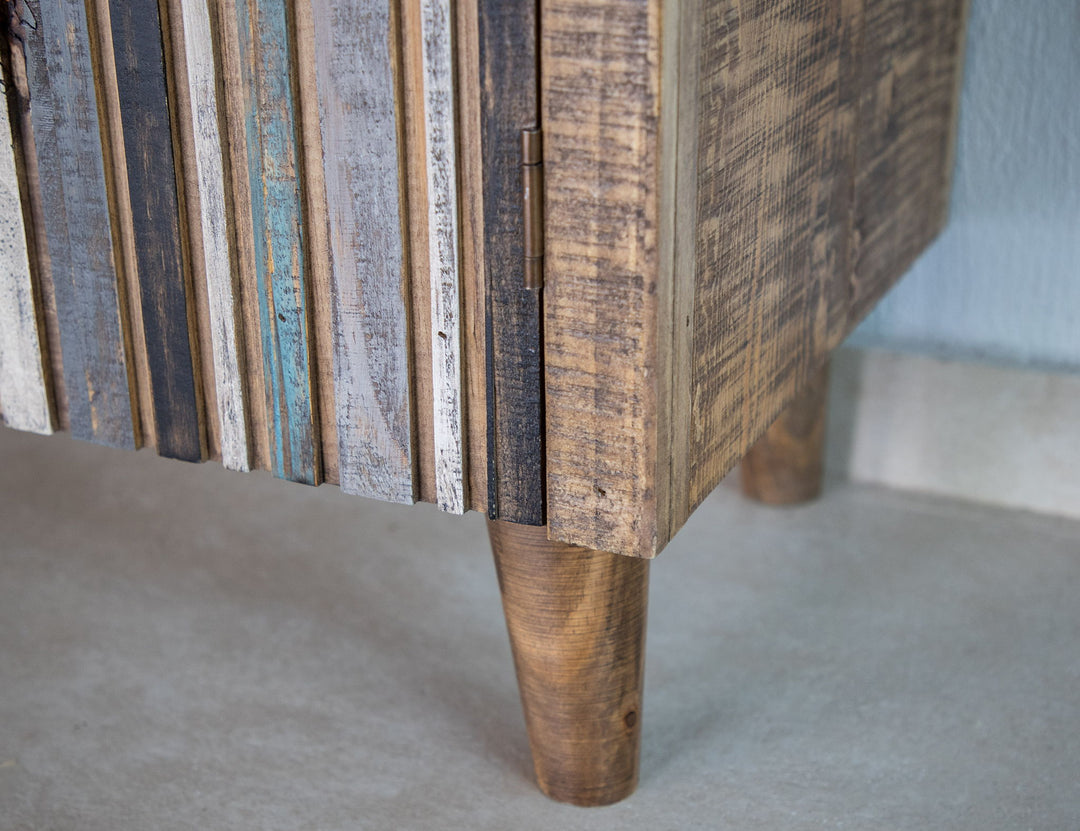 Tiza - Consola de 4 puertas