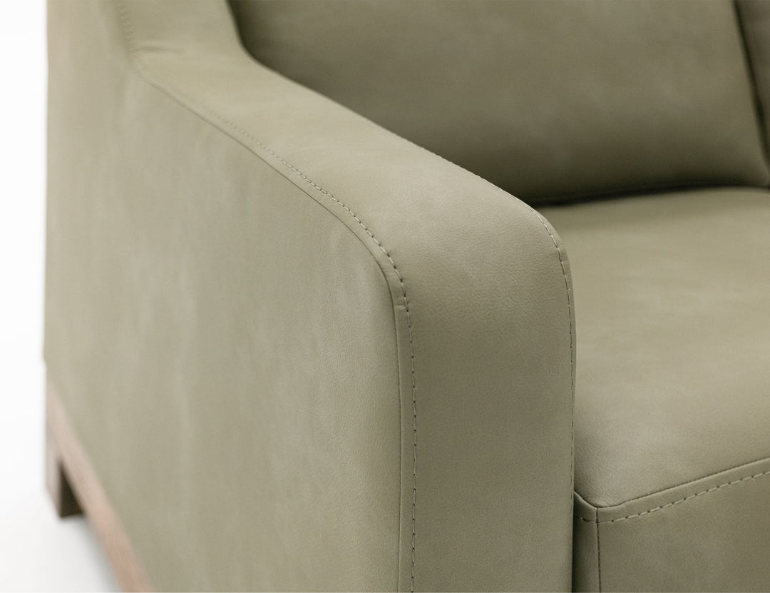 Natural Teca - Loveseat - Olive Green