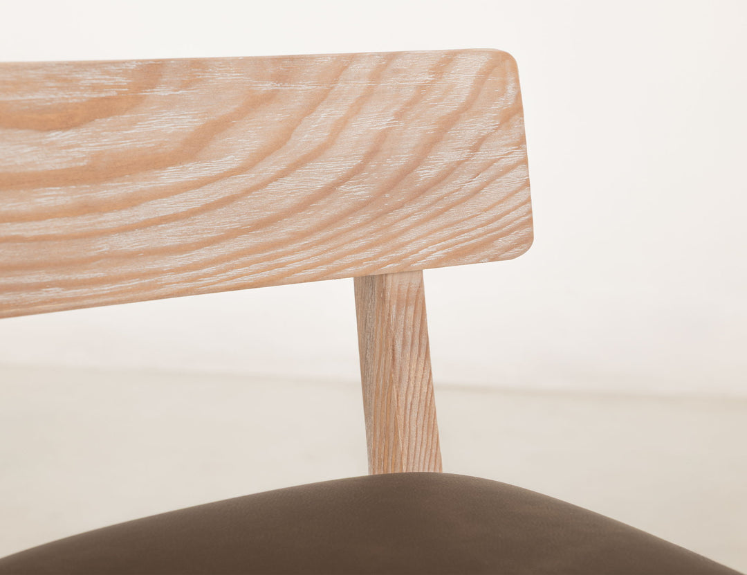 Balam - 24" Barstool (Set of 2) - Light Brown / Dark Brown