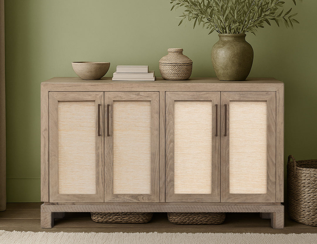 Solara - 4-Door Console