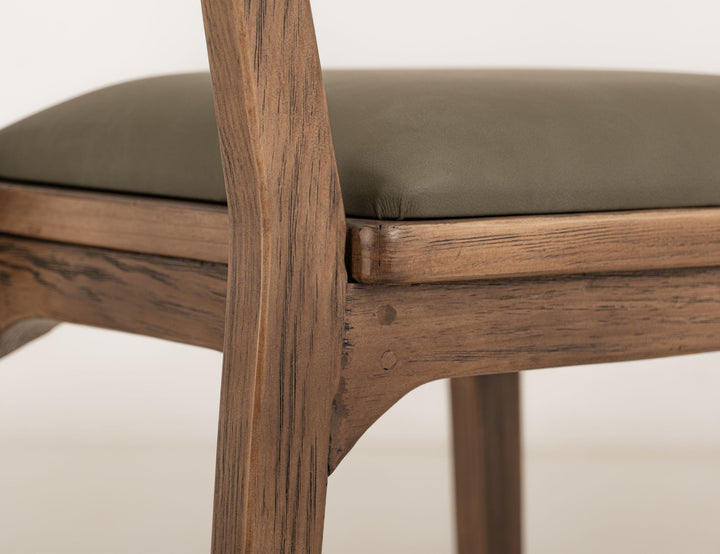 Balam - 30" Barstool (Set of 2) - Light Brown