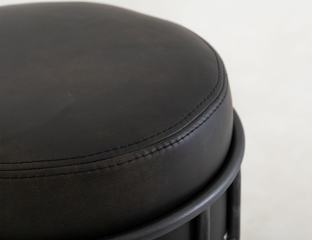 Merlín - Taburete de bar tapizado de 76 cm - Regaliz