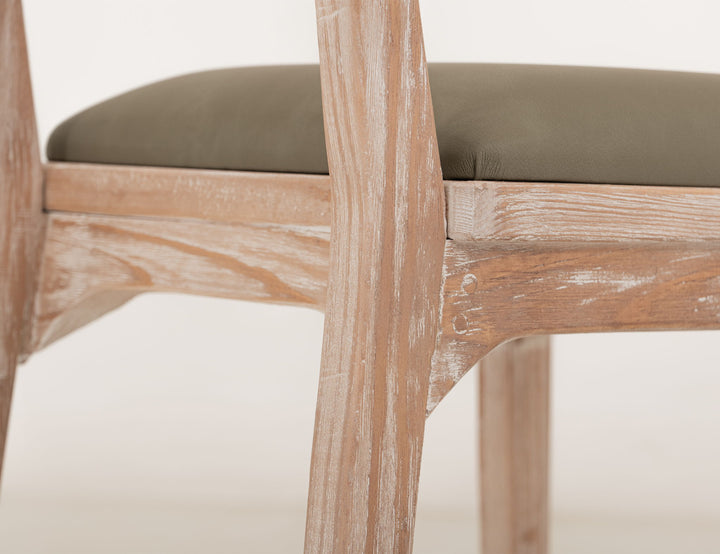 Balam - 30" Upholstered Barstool (Set of 2) - Light Brown